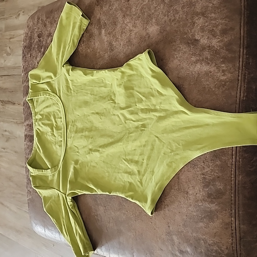 XS GREEN body suit